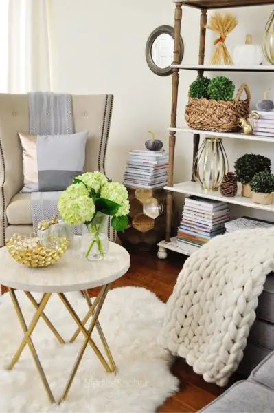 Simple touches can add fall flair to your home (2ladiesandachair.com)