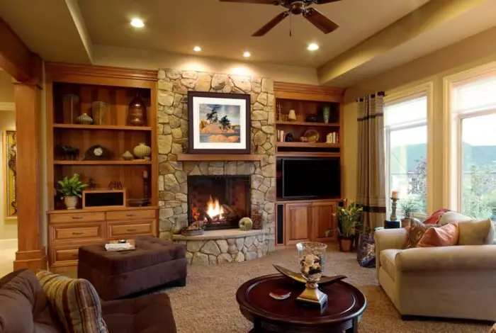 Settle in for a cozy rainy day by the fire (homeideasblog)