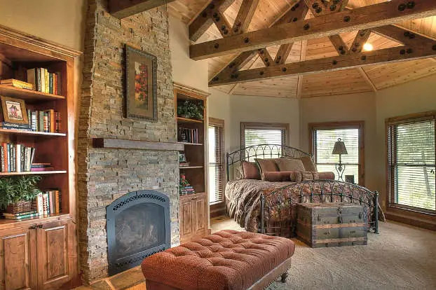Rustic interior proves cozy retreat (house-interior.net)