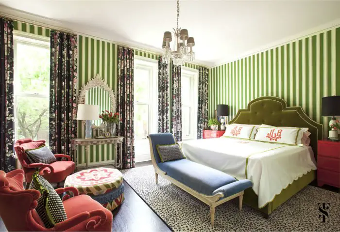 Mixing patterns makes this room come alive (Summer Thornton Design)
