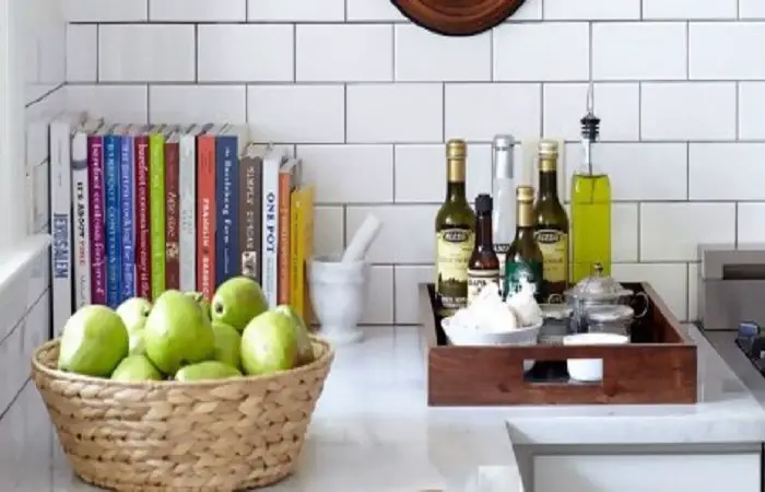 How to decorate your kitchen wall