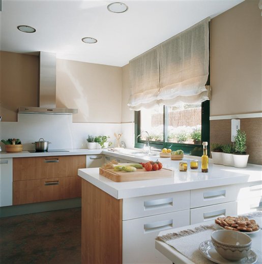 kitchen with peninsula. Sink with views.