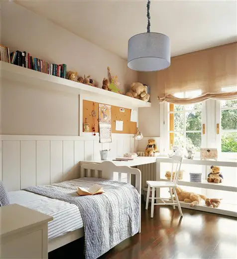 Child's bedroom. Practical and decorative.