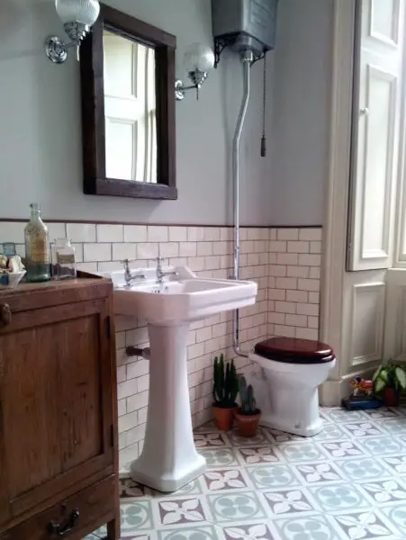 The perfect bathroom furniture style that you should think about