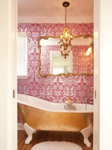 Romantic style bathroom idea