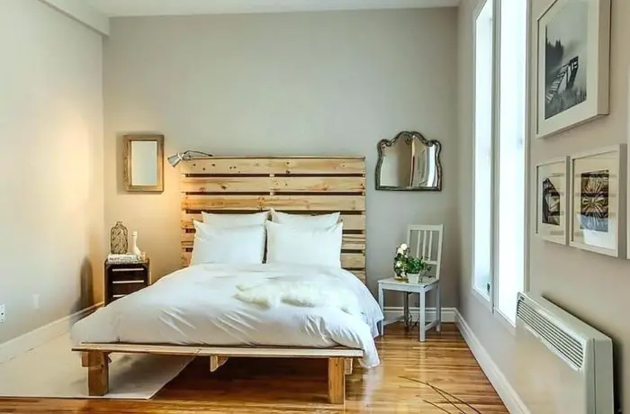 Delutter your tiny sleeping area into a small master bedroom
